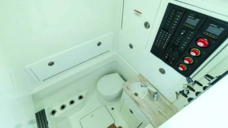 Slide: The Image of Valhalla Boatworks V-37 2027 - 29