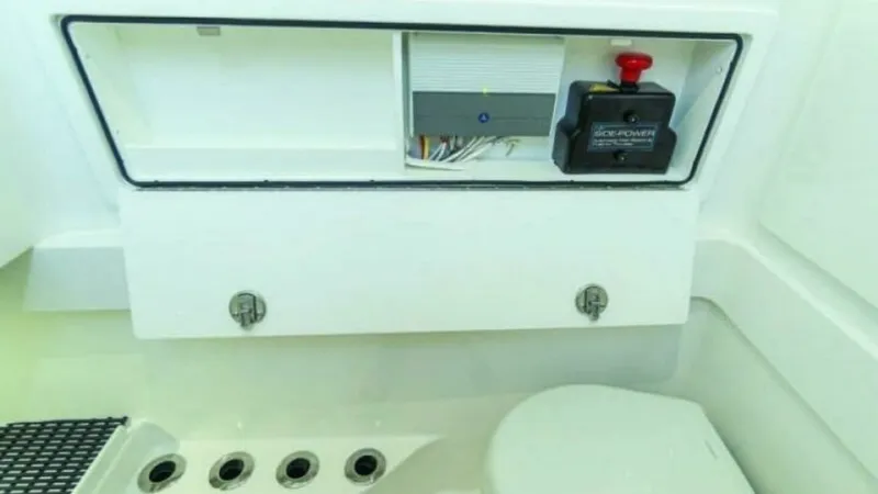 Slide: The Image of Valhalla Boatworks V-37 2027 - 31