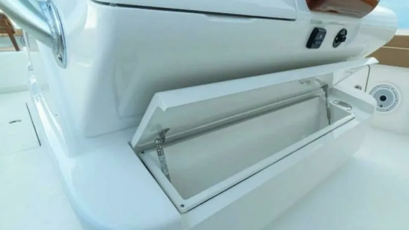 Slide: The Image of Valhalla Boatworks V-37 2027 - 24