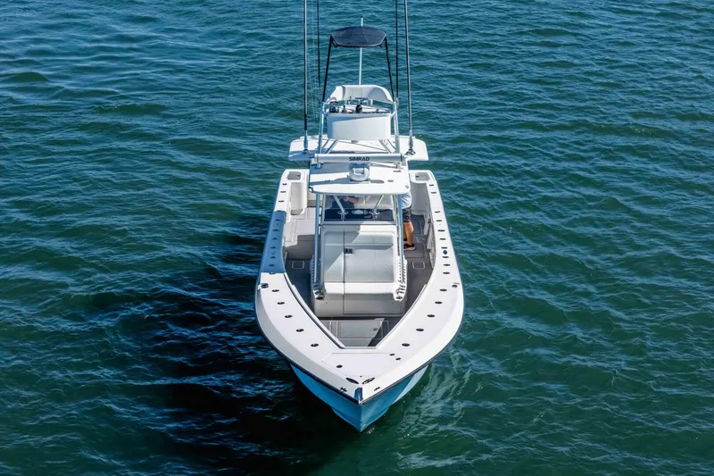 Slide: The Image of SeaVee 370 Z 2018 - 41