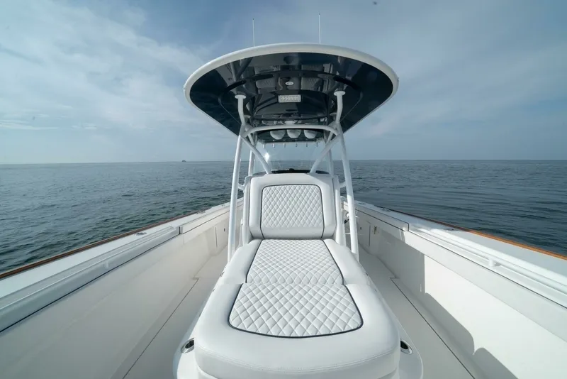 Slide: The Image of Valhalla Boatworks V-37 2022 - 10