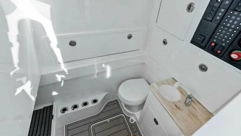 Slide: The Image of Valhalla Boatworks V-37 2021 - 13