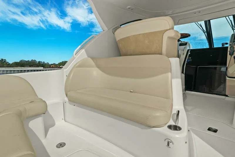 Slide: The Image of Tiara 3500 Sovran 2008 - 26