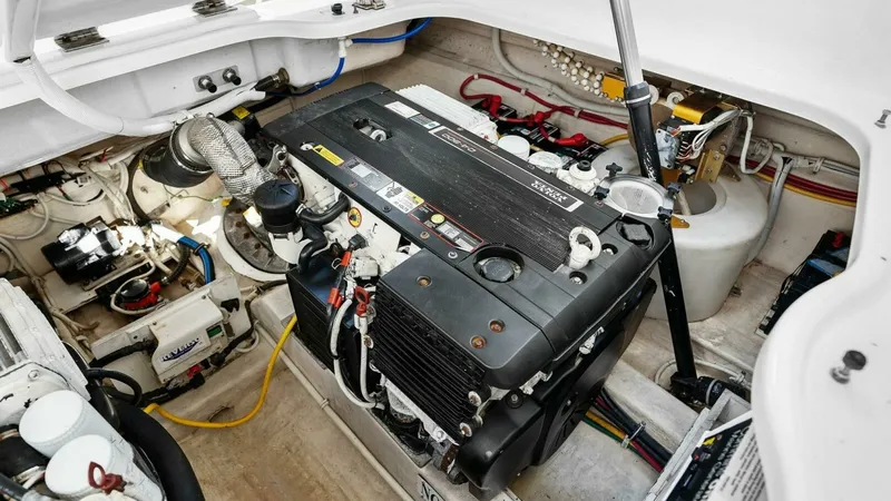 Slide: The Image of Tiara 3500 Sovran 2008 - 33
