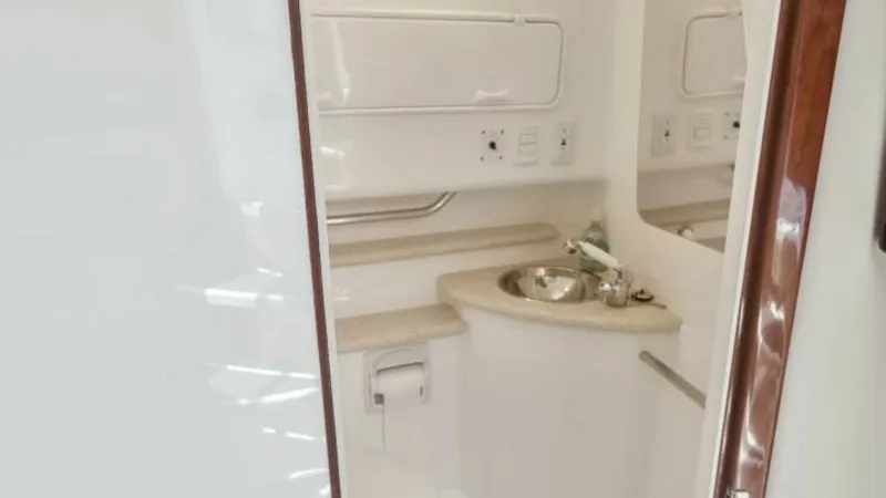 Slide: The Image of Fountain 38 Sportfishing Cruiser 2008 - 5