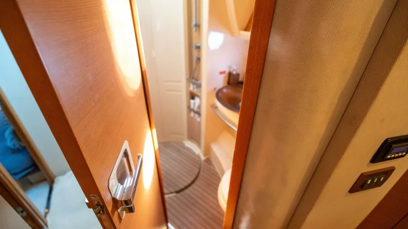 Slide: The Image of Azimut 40 Flybridge 2013 - 47