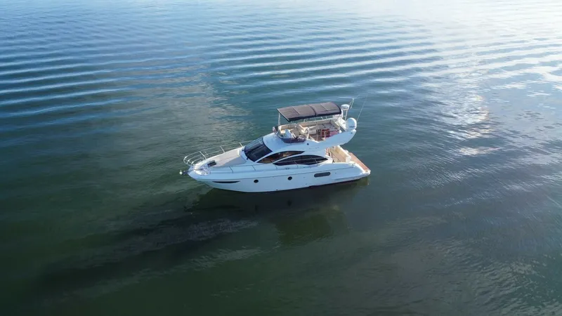 Slide: The Image of Azimut 40 Flybridge 2013 - 1