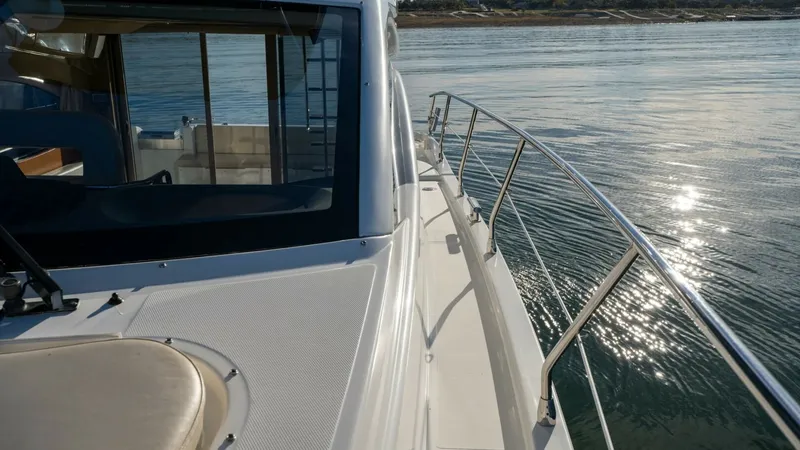 Slide: The Image of Azimut 40 Flybridge 2013 - 86
