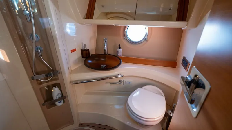 Slide: The Image of Azimut 40 Flybridge 2013 - 34