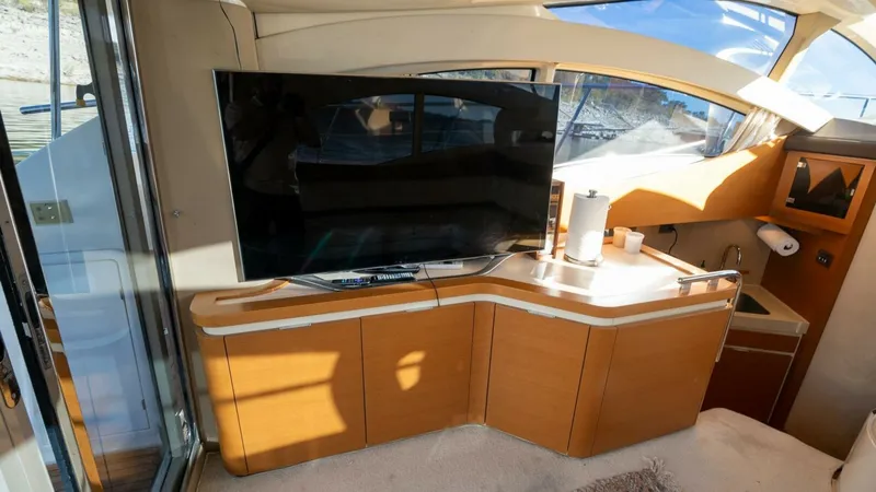 Slide: The Image of Azimut 40 Flybridge 2013 - 24