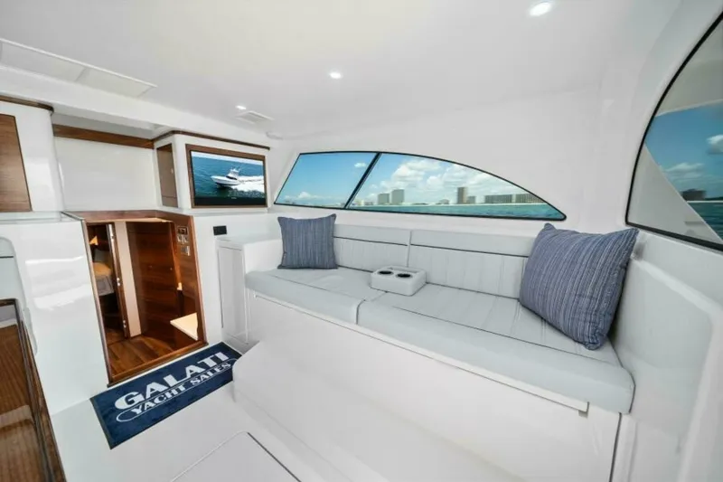 Slide: The Image of Viking 46 Billfish 2027 - 4