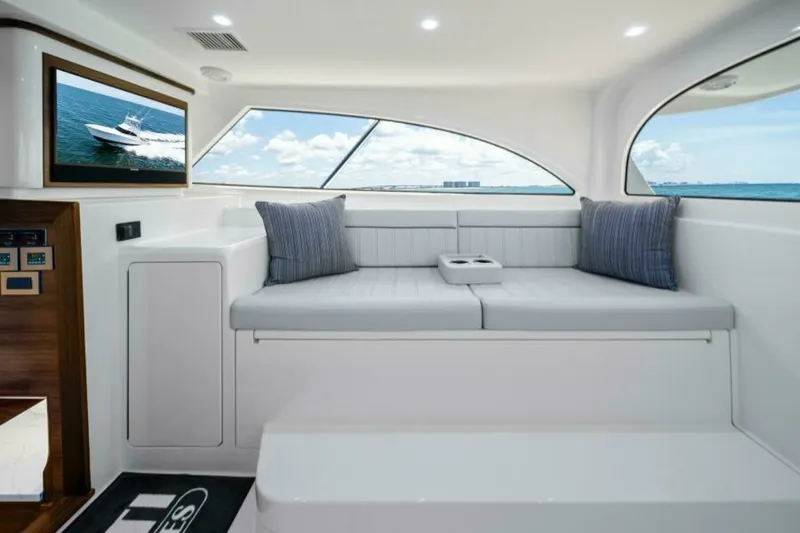 Slide: The Image of Viking 46 Billfish 2027 - 6