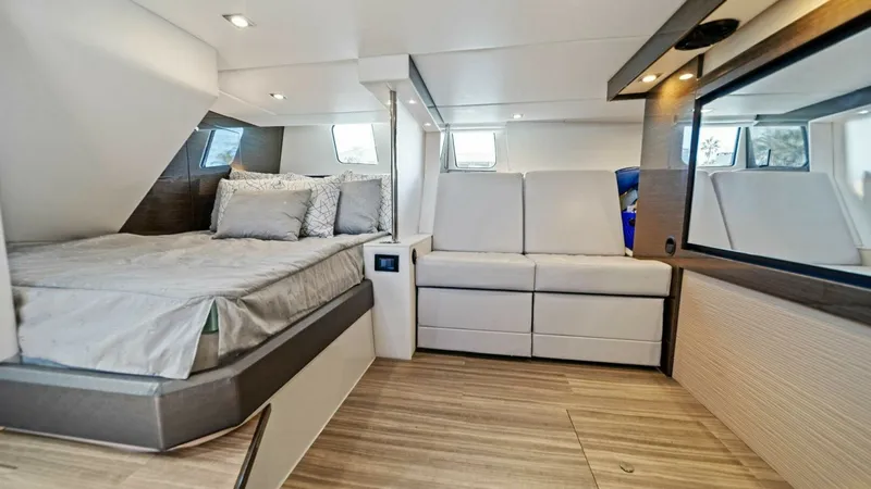 Slide: The Image of Cruisers 45 Cantius 2019 - 47