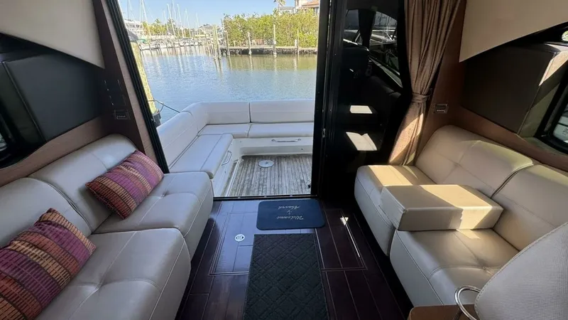 Slide: The Image of Sea Ray 470 Sundancer 2016 - 23
