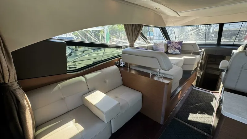 Slide: The Image of Sea Ray 470 Sundancer 2016 - 10