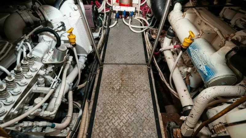 Slide: The Image of Carver Yachts 444 Cockpit Motor Yacht 2002 - 22