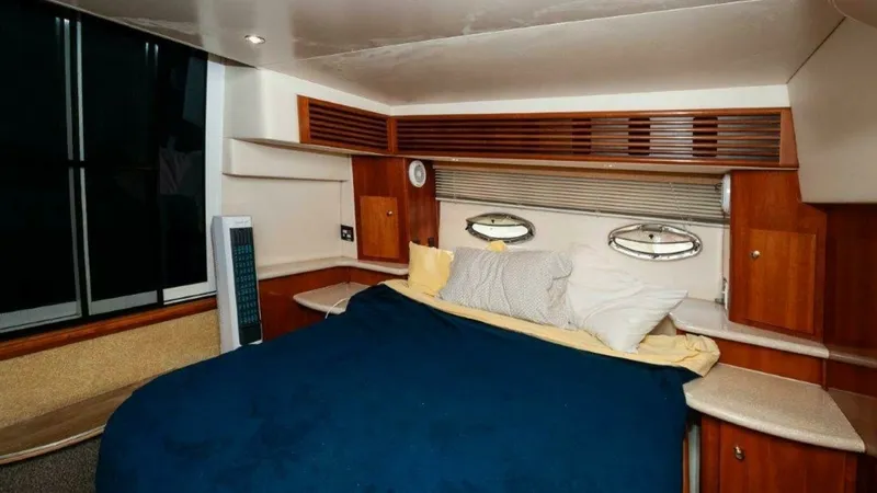 Slide: The Image of Carver Yachts 444 Cockpit Motor Yacht 2002 - 16