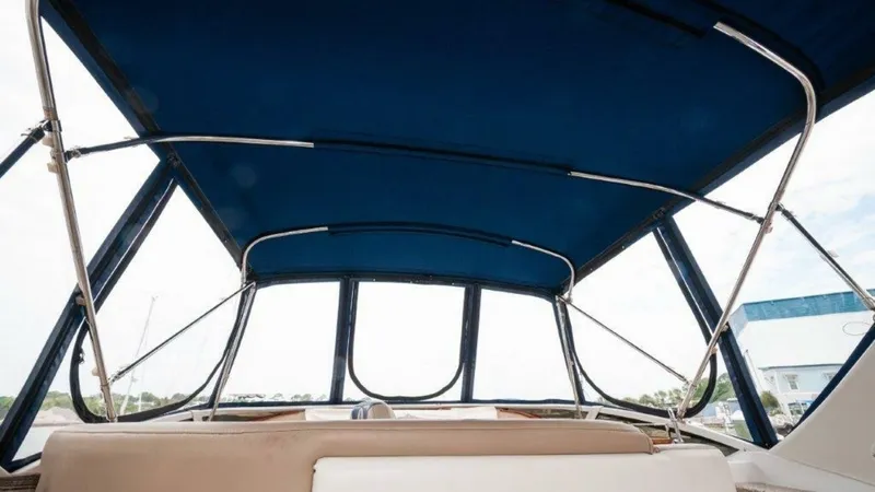 Slide: The Image of Carver Yachts 444 Cockpit Motor Yacht 2002 - 30