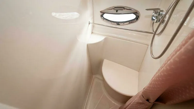 Slide: The Image of Carver Yachts 444 Cockpit Motor Yacht 2002 - 19