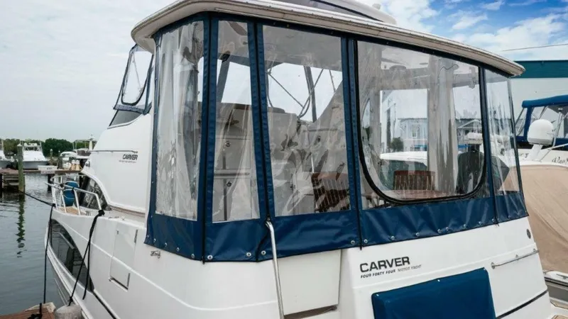 Slide: The Image of Carver Yachts 444 Cockpit Motor Yacht 2002 - 27