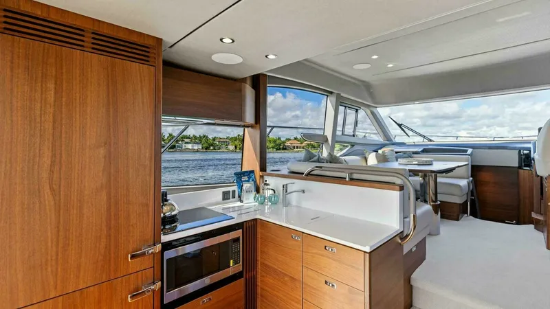 Slide: The Image of Princess F50 Flybridge 2025 - 15