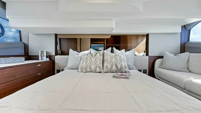 Slide: The Image of Princess F50 Flybridge 2025 - 3