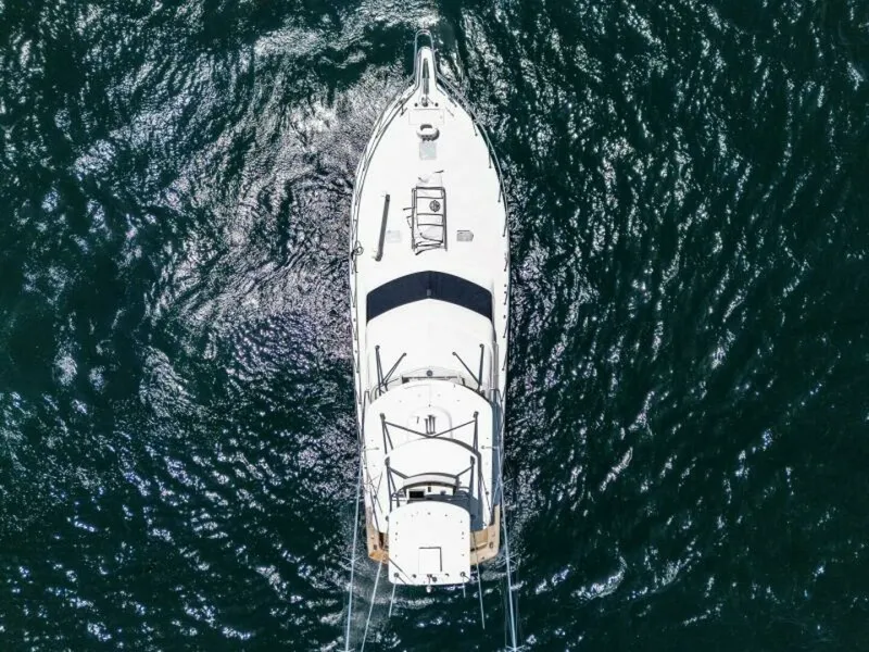 Slide: The Image of Hatteras 54 Convertible 2004 - 45