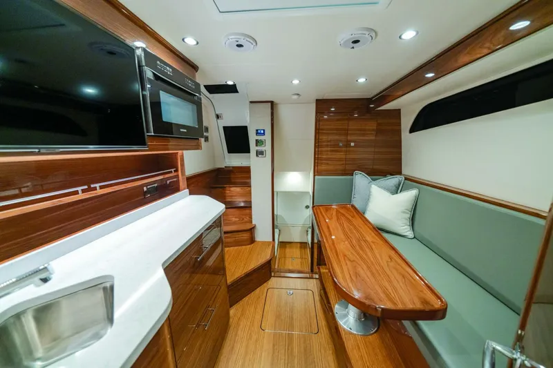 Slide: The Image of Valhalla Boatworks V-55 2027 - 5