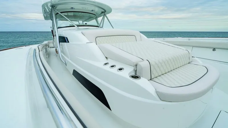 Slide: The Image of Valhalla Boatworks V-55 2027 - 14