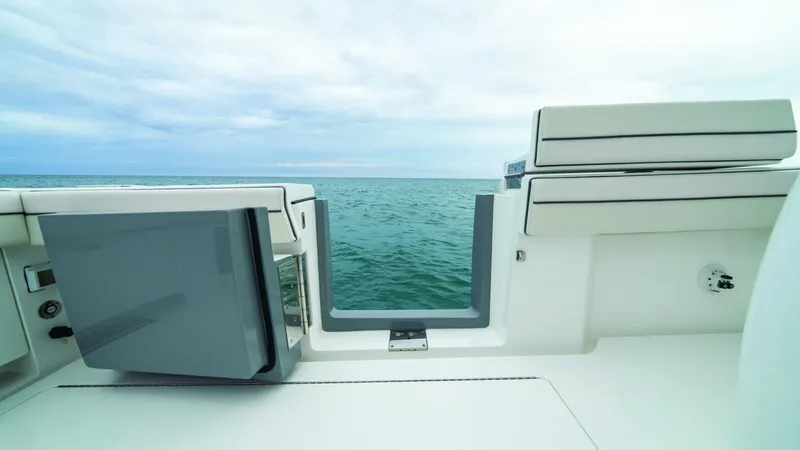 Slide: The Image of Valhalla Boatworks V-55 2027 - 25