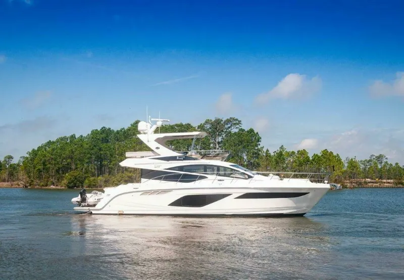 The Image of Sea Ray L550 Flybridge 2018 - undefined