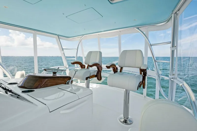 Slide: The Image of Viking 58 Convertible 2025 - 32