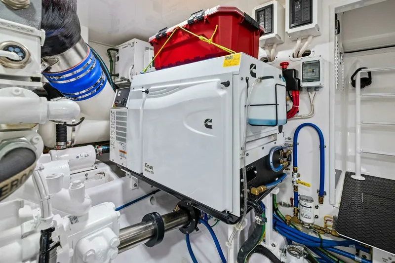 Slide: The Image of Viking 58 Convertible 2025 - 54