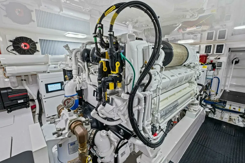 Slide: The Image of Viking 58 Convertible 2025 - 50