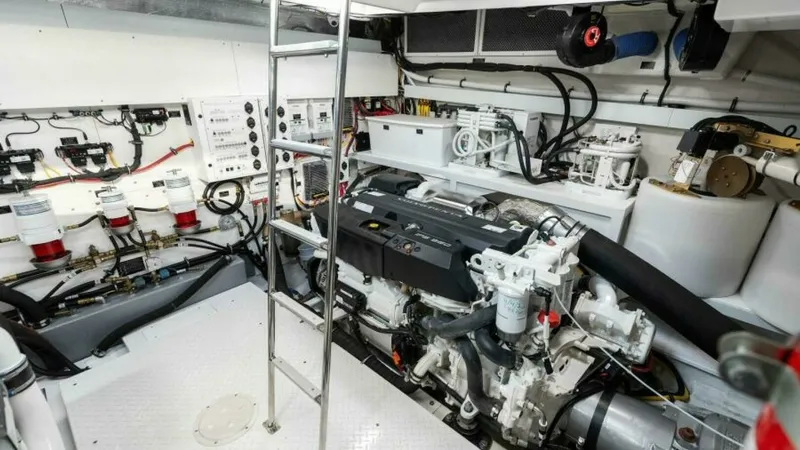 Slide: The Image of Cruisers 60 Cantius Fly 2023 - 49