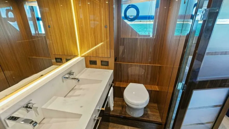 Slide: The Image of Cruisers 60 Cantius Fly 2023 - 22