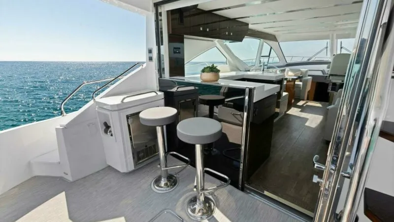 Slide: The Image of Cruisers 60 Cantius Fly 2023 - 45
