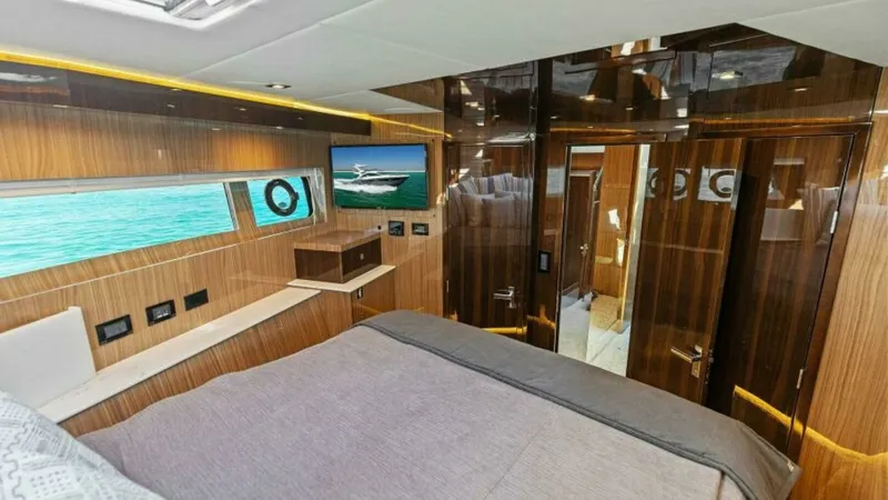 Slide: The Image of Cruisers 60 Cantius Fly 2023 - 23