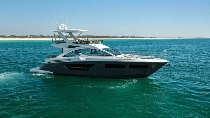Slide: The Image of Cruisers 60 Cantius Fly 2023 - 53