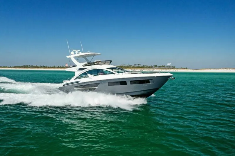 Slide: The Image of Cruisers 60 Cantius Fly 2023 - 55