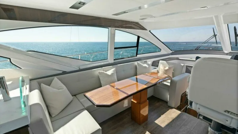 Slide: The Image of Cruisers 60 Cantius Fly 2023 - 14