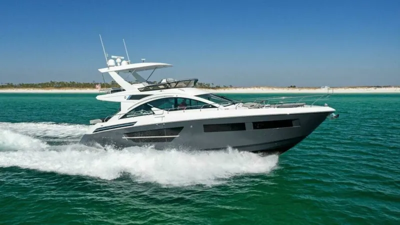 Slide: The Image of Cruisers 60 Cantius Fly 2023 - 56