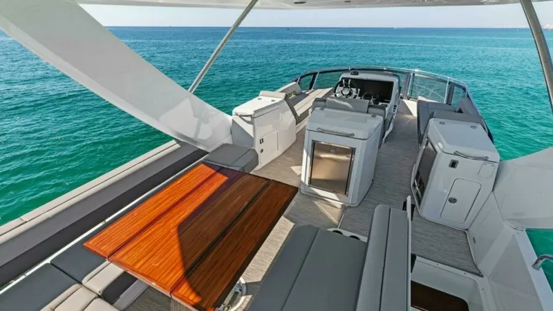 Slide: The Image of Cruisers 60 Cantius Fly 2023 - 38
