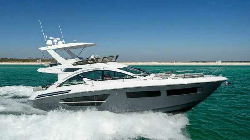 Slide: The Image of Cruisers 60 Cantius Fly 2023 - 57