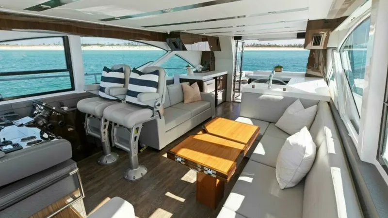 Slide: The Image of Cruisers 60 Cantius Fly 2023 - 1