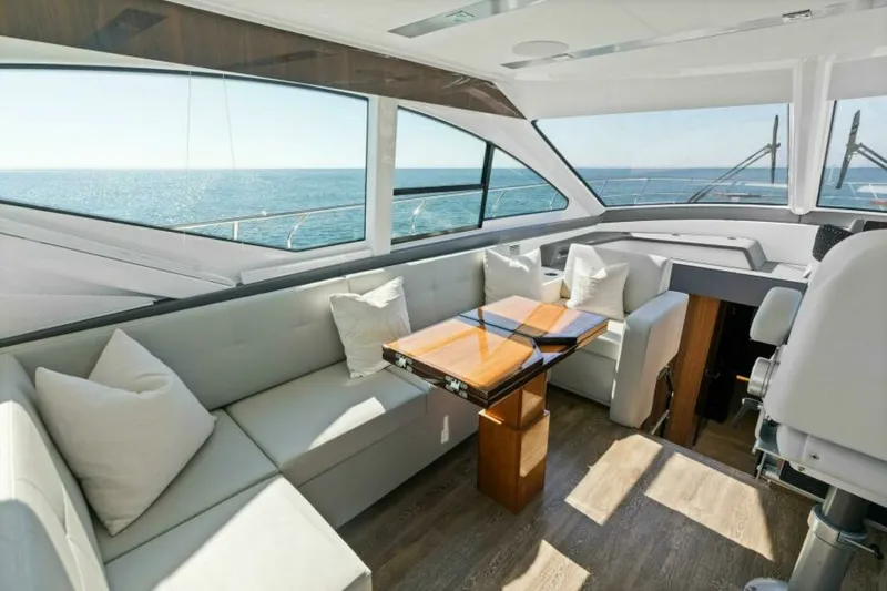 Slide: The Image of Cruisers 60 Cantius Fly 2023 - 13