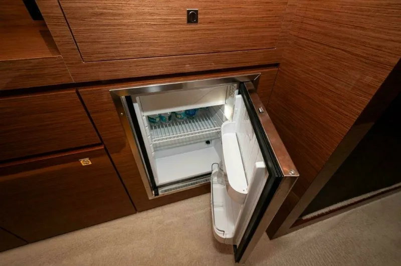 Slide: The Image of Cruisers 60 Cantius 2020 - 21