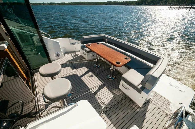 Slide: The Image of Cruisers 60 Cantius 2020 - 2