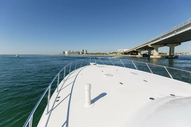 Slide: The Image of Hatteras 60 Convertible 2008 - 37