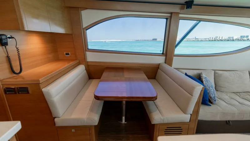 Slide: The Image of Hatteras GT60 2016 - 19